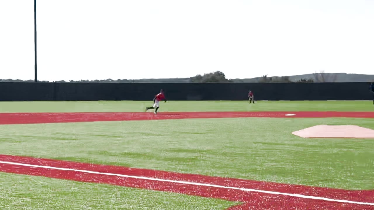 Brayden Palomino ranging to a ball in the infield